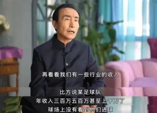 米兰的首选是基维奥尔，但是阿森纳似乎不愿意将他外租，而备选方案则是朗格莱，他在阿斯顿维拉没有出场机会。